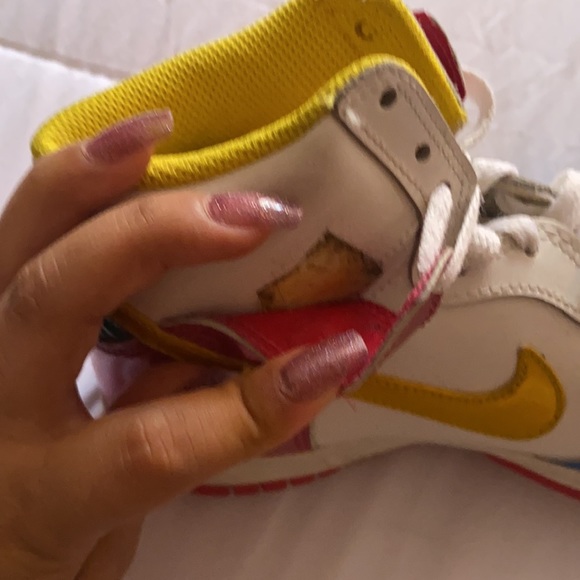 ‘Sailor Moon’ Nike Dunks Hi - Picture 5 of 8